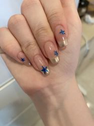 -槿里日式美甲工作室