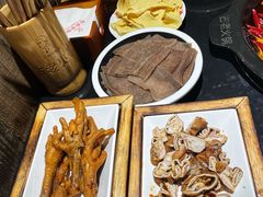 -重庆古老火锅