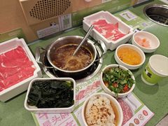 -一围肥牛肉小火锅(佳兆业广场店)