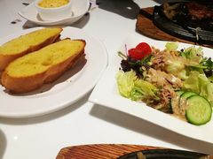 烤面包片-爱丽丝牛排西餐厅(光谷步行街店)