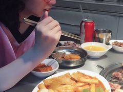 -韩聚屋韩国烤肉餐厅(新北万达店)
