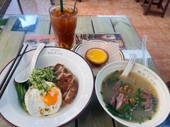 -兴华里茶记(禅城同济首店)