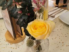 -必胜客(WOW中心城店)