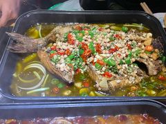 -小小河边鱼(天润城店)