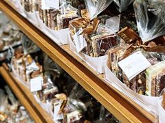 -Laderach 莱德拉(上海环贸iapm店)