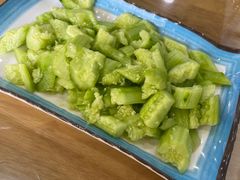 拍黄瓜-桔子海鲜烧烤大排档(金沙滩店)