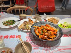 -肥肥虾庄·金牌油焖大虾(汉街SKP店)
