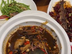 -黄泥岗·地道湖北菜(奥特莱斯店)