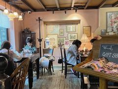 大堂-古董花园(思南路42弄小区店)