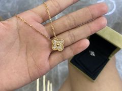-聚云奢二手奢侈品黄金手表包包回收·中古店(三里屯总店)