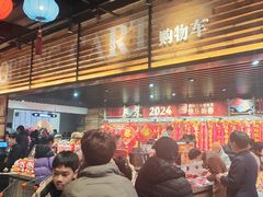 -胖东来生活广场(健康路店)