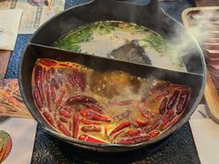 草本鸳鸯锅-盡膳口福跷脚牛肉火锅(晶耀前滩店)