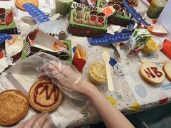 -麦当劳(普陀香溢花城店)