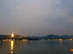 -柳莺湖上·湖景餐厅·江南菜(西湖店)