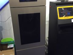 炒菜机器人-东浩兰生上海世博展览馆