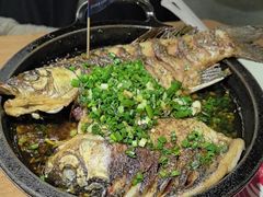 -聚鑫朋酸菜肥肠(文艺路口店)