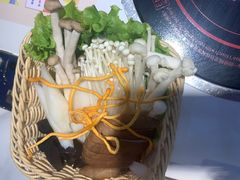 -黑鸡小馆(金源店)