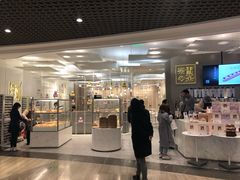 门面-奈雪的茶(市百一店)