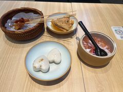 -俏凤凰(美林M·LIVE天地东座店)
