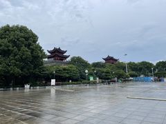 -巴陵广场