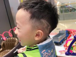 -Mengbaby·萌宝贝儿童理发(保利广场店)