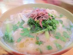 羊肉烩面-鼓楼夜市