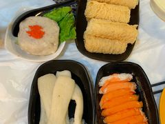 -鲜入围煮花胶鸡海鲜火锅