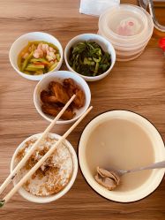 -母仪天下月子中心(光谷店)