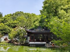-汇龙潭