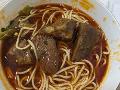 -易毛特色牛肉面(解放碑步行街店)