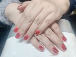-进巍美甲美睫