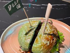 -DEEP·深美式餐吧(五棵松华熙LIVE店)