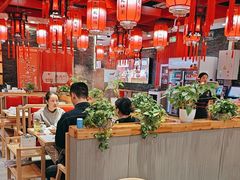 -鲁员外地锅鸡地锅鱼(龙湖江东天街店)