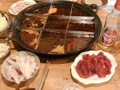 -岗上渣渣老火锅(两路口店)