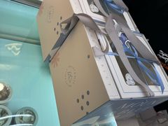 -山与蓝·轻糖鲜果蛋糕(勒泰店)