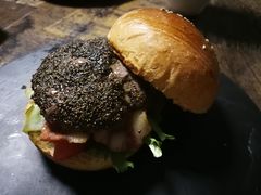 -HIGH FIVE哈福手工汉堡(桂林路店)