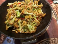 -巴依兄弟西域美食(机场店)