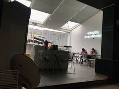 -UNI UNI(环亚凯瑟琳店)