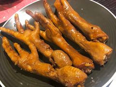 老卤鸡爪-望江门小龙虾·烧烤(九堡店)