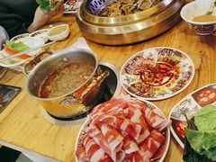 -汉江山料理级自助烤肉黑金冠(周口好吃城店)