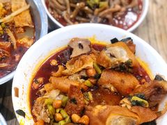 酸甜猪脚-西环肥仔螺蛳粉(总店)