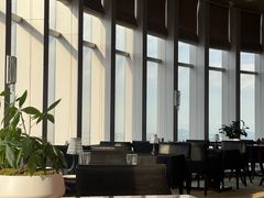 -厚街国际大酒店·360度旋转餐厅