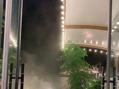 -墨居上隐·院子里火锅(峨眉店)