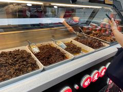 -鑫记婆婆兔·成都特产·兔头手撕兔(太古里店)