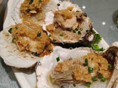 烤生蚝-添福来墨鱼饺子 · 海鲜东北菜(大连星海·黄浦路店)