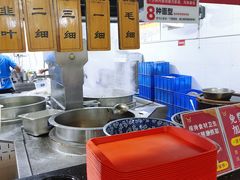 -牛一嘴·兰州牛肉面·大盘鸡(财富中心店)