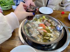 -泸州酸菜豆花火锅川师店