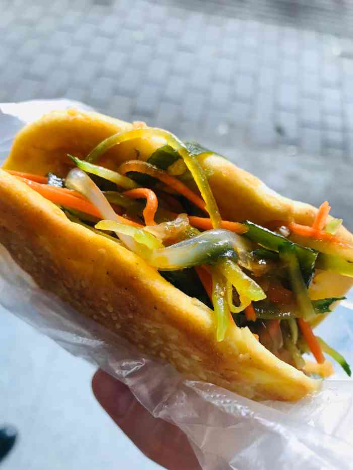 南充方锅盔-"建设路的美食之旅第一家锅盔现烤的要几分.