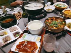 -香山湖家家宴(中山陵店)