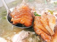 酸菜蹄膀火锅-扎佐老牌蹄膀·猪脚